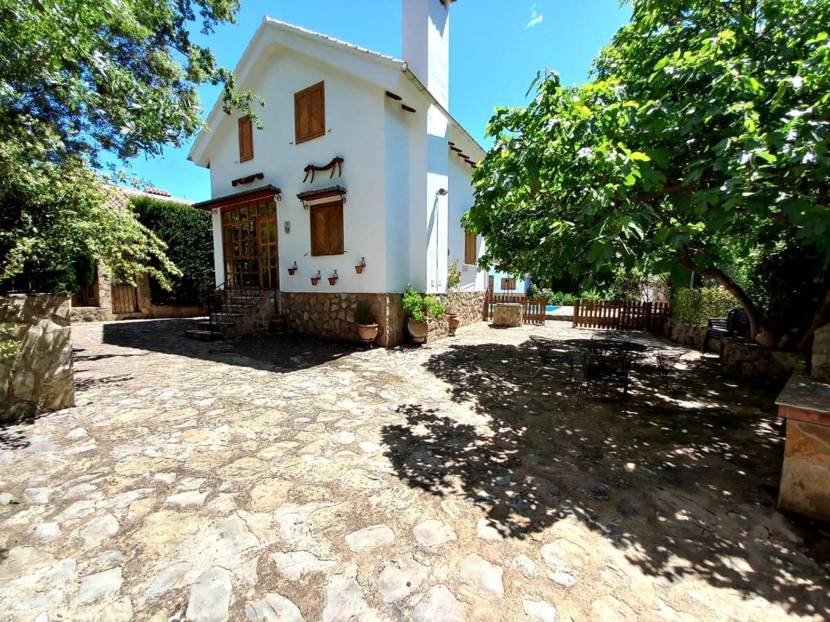 El Refugio De Goriz Villa La Iruela Eksteriør billede
