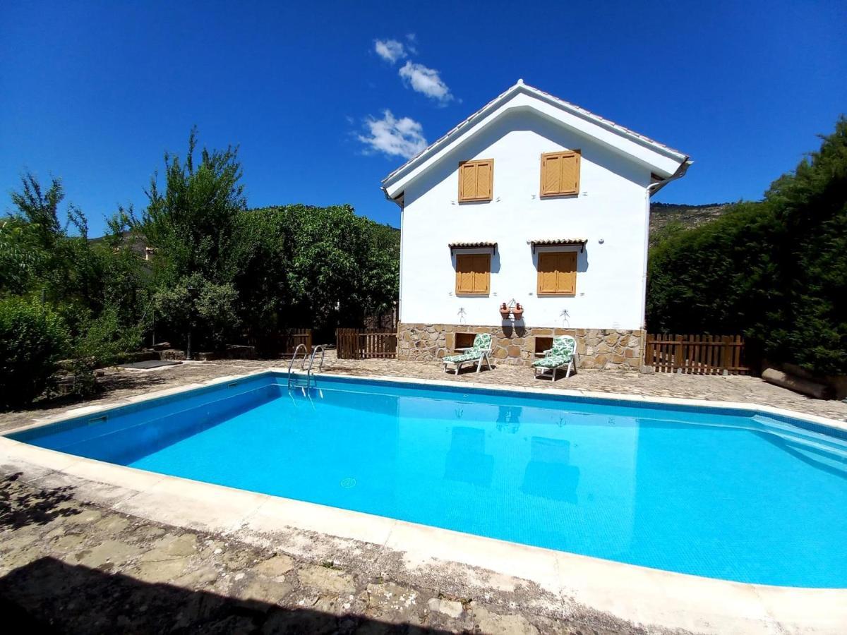 El Refugio De Goriz Villa La Iruela Eksteriør billede