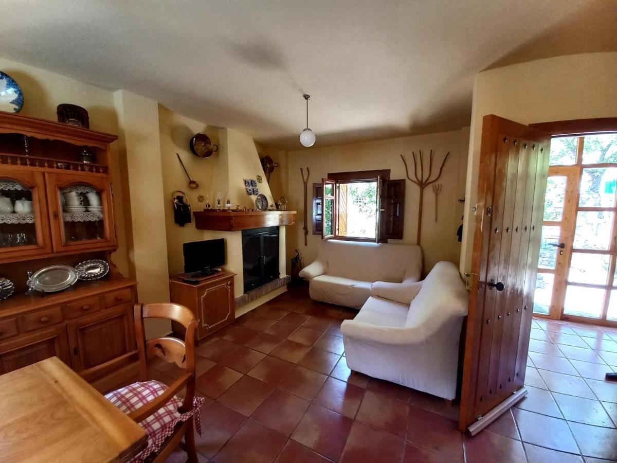 El Refugio De Goriz Villa La Iruela Eksteriør billede